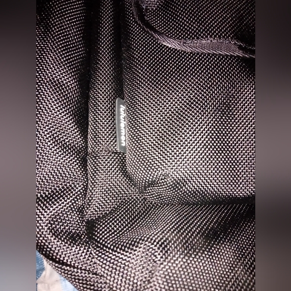 EUC Lululemon cruiser backpack - Picture 6 of 13